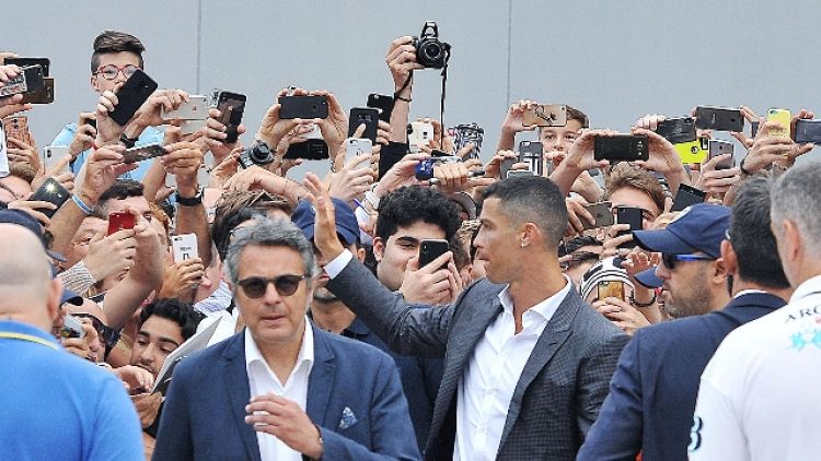 Ronaldo:"Applausi rovesciata fantastici"