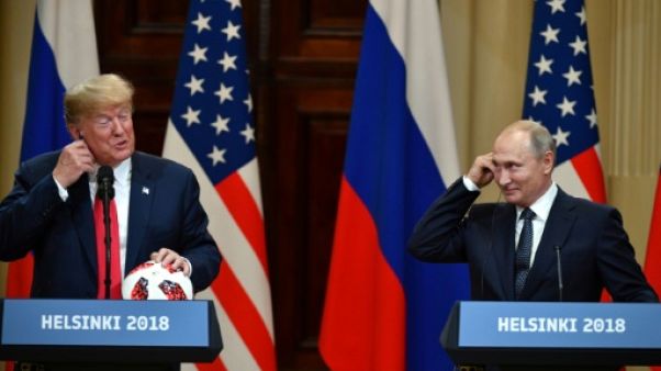 Trump conciliant avec Poutine à Helsinki, tollé à Washington Trump conciliant avec Poutine à Helsinki, tollé à Washington