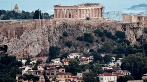 Au pied de l'Acropole, une niche cycladique résiste au temps Au pied de l'Acropole, une niche cycladique résiste au temps