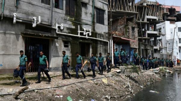 Bangladesh: 200 morts en deux mois dans la "guerre contre la drogue" Bangladesh: 200 morts en deux mois dans la "guerre contre la drogue"