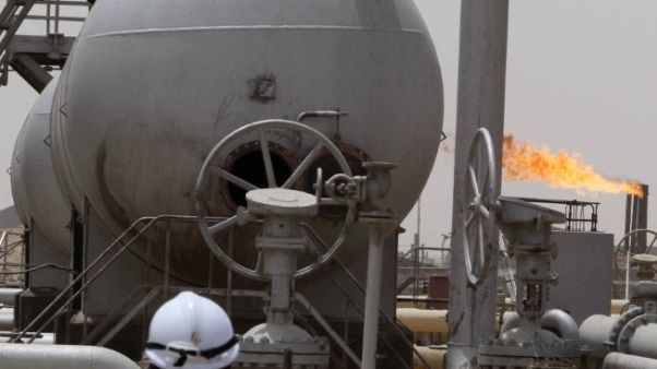 مسؤولون: متوسط صادرات نفط جنوب العراق 3.566 مليون ب/ي منذ بداية يوليو مسؤولون: متوسط صادرات نفط جنوب العراق 3.566 مليون ب/ي منذ بداية يوليو