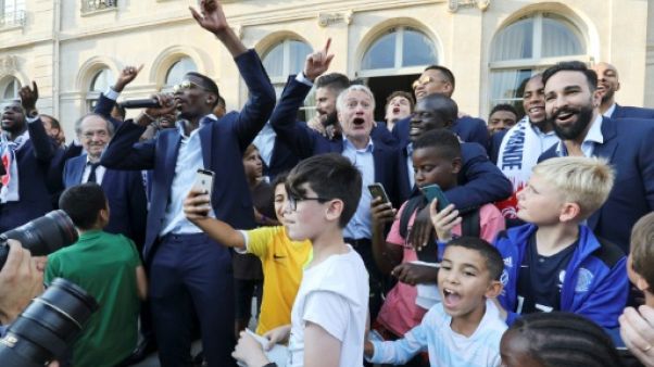 Obama rend hommage aux Bleus, qui ne sont "pas tous des Gaulois" Obama rend hommage aux Bleus, qui ne sont "pas tous des Gaulois"