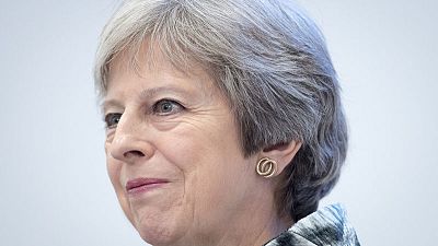 تايمز: رئيسة وزراء بريطانيا تهدد متمردي حزبها بالدعوة لانتخابات عامة