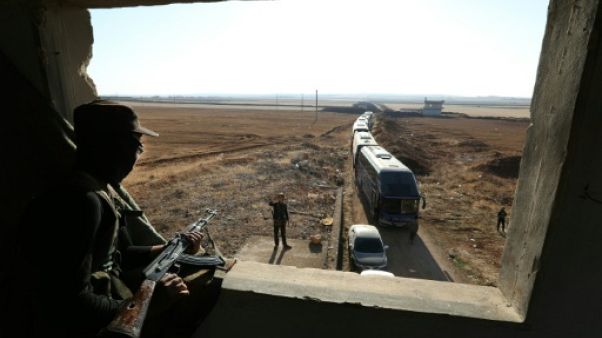 Syrie: début de l'évacuation des localités pro-régime assiégées Syrie: début de l'évacuation des localités pro-régime assiégées