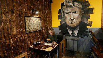 مطعم "ترامب برجر" في سيبيريا يجذب الزبائن
