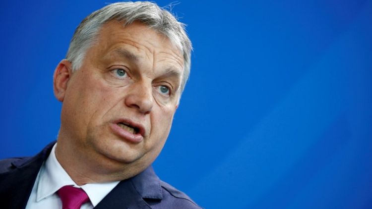 EU Commission steps up legal battle with Hungary over migration rules