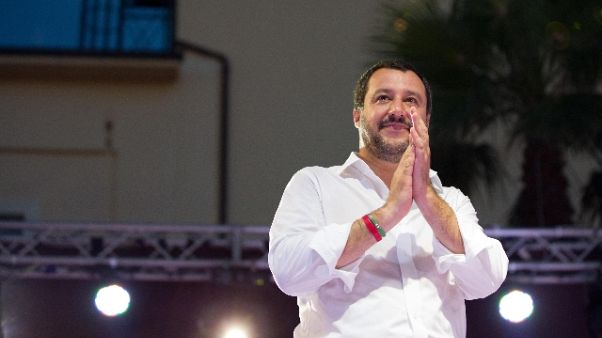 Alitalia: Salvini, deve restare italiana Alitalia: Salvini, deve restare italiana
