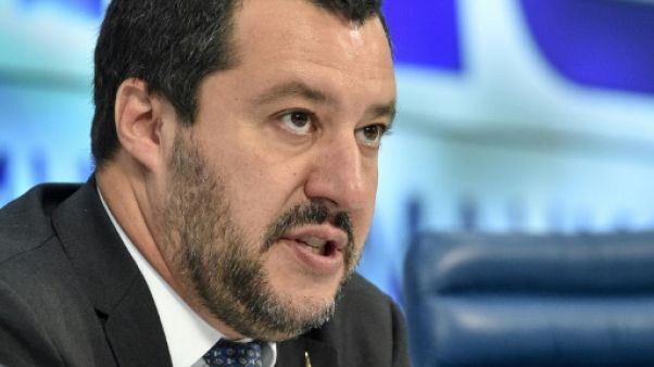 Italie: Salvini porte plainte contre l'écrivain antimafia Roberto Saviano Italie: Salvini porte plainte contre l'écrivain antimafia Roberto Saviano