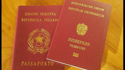 Kompatscher, cautela doppio passaporto