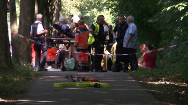 Allemagne: des blessés après une attaque au couteau, l'assaillant interpellé Allemagne: des blessés après une attaque au couteau, l'assaillant interpellé