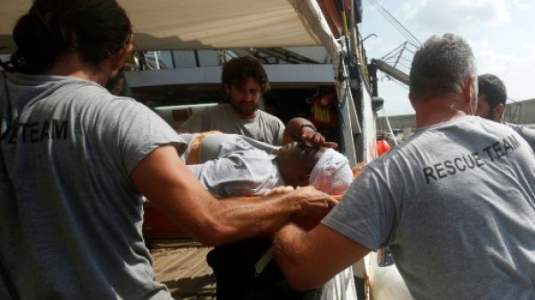 Open Arms débarque à Majorque avec une migrante miraculée et deux cadavres Open Arms débarque à Majorque avec une migrante miraculée et deux cadavres
