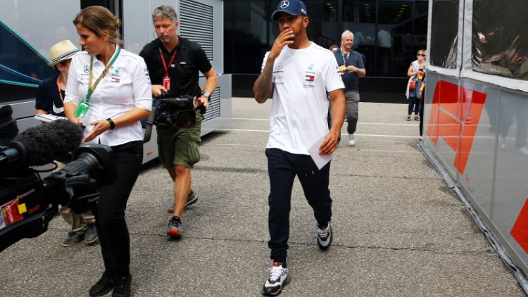 Motor racing-Despairing Hamilton out of German GP qualifying