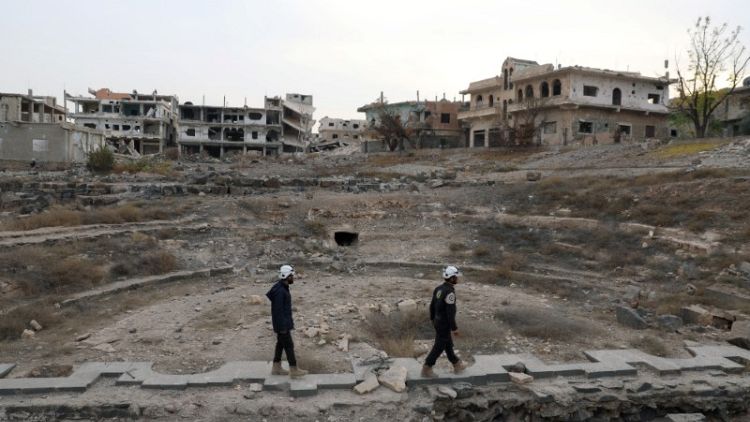 الأردن يسمح بدخول 800 من الدفاع المدني السوري لأسباب إنسانية