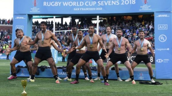 Coupe du monde de rugby à VII: la Nouvelle-Zélande conserve ses deux titres Coupe du monde de rugby à VII: la Nouvelle-Zélande conserve ses deux titres