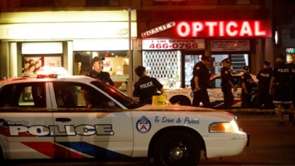 Fusillade à Toronto: deux tués et 12 blessés, le tireur est mort Fusillade à Toronto: deux tués et 12 blessés, le tireur est mort