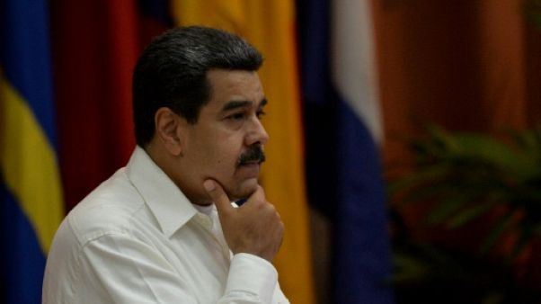Le Venezuela s'enlise dans la récession, ses voisins en souffrent aussi Le Venezuela s'enlise dans la récession, ses voisins en souffrent aussi