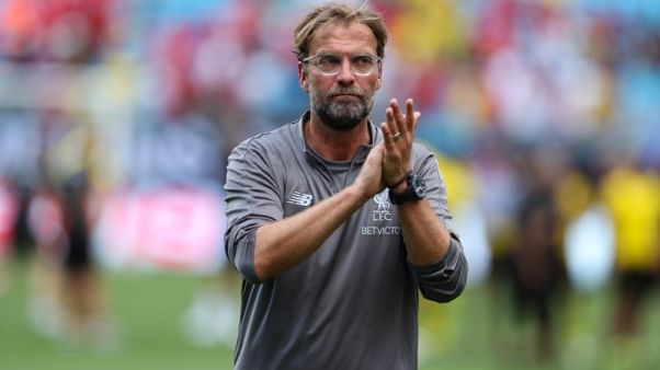 كلوب يقول إن ليفربول تحت الضغط للفوز بالألقاب كلوب يقول إن ليفربول تحت الضغط للفوز بالألقاب