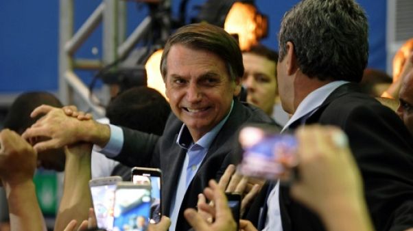 Brésil: pourquoi les électeurs Bolsonaro choisissent l'extrême-droite? Brésil: pourquoi les électeurs Bolsonaro choisissent l'extrême-droite?