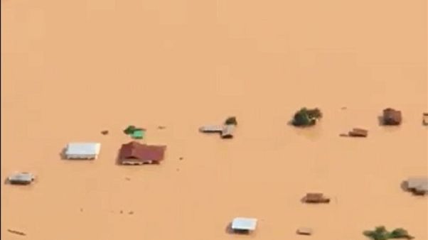 Un barrage s'effondre au Laos: plusieurs morts et des centaines de disparus Un barrage s'effondre au Laos: plusieurs morts et des centaines de disparus