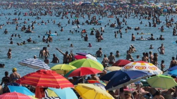 Vers des canicules de plus en plus fréquentes Vers des canicules de plus en plus fréquentes