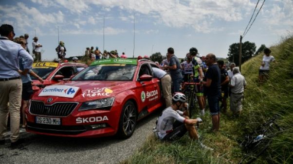 Tour de France: brève neutralisation de la course par des paysans Tour de France: brève neutralisation de la course par des paysans