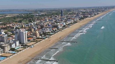 Congestione in acqua, annega a Jesolo Congestione in acqua, annega a Jesolo
