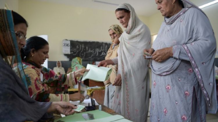 Législatives au Pakistan: ouverture des bureaux de vote