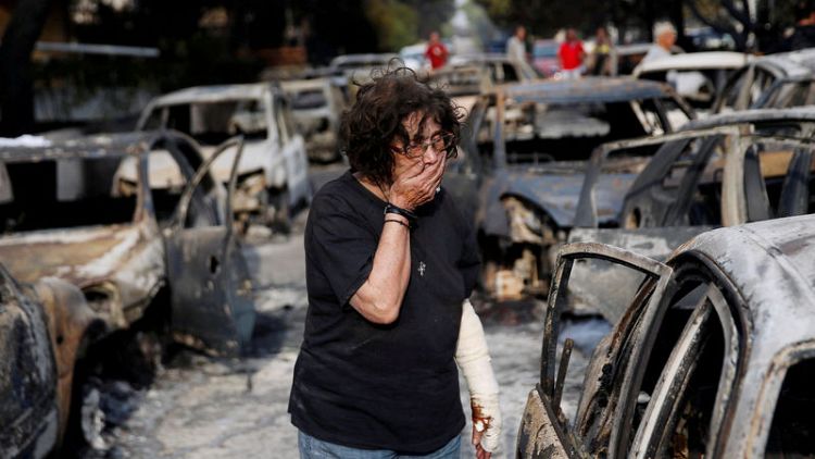إدارة الإطفاء اليونانية: ارتفاع عدد قتلى حرائق الغابات إلى 79