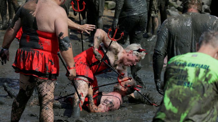 Medals in the mud - Hundreds wade in at Germany's 'Wattoluempiade'