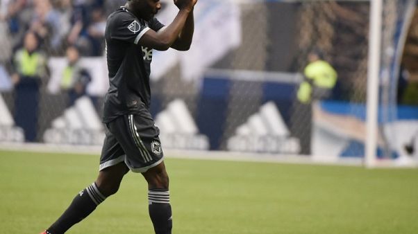 بايرن يضم الجناح ديفيز في صفقة قياسية على صعيد الدوري الأمريكي للمحترفين بايرن يضم الجناح ديفيز في صفقة قياسية على صعيد الدوري الأمريكي للمحترفين