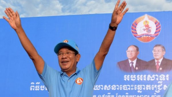 Au Cambodge, fin de campagne sur le thème de l'"élimination des traîtres" Au Cambodge, fin de campagne sur le thème de l'"élimination des traîtres"
