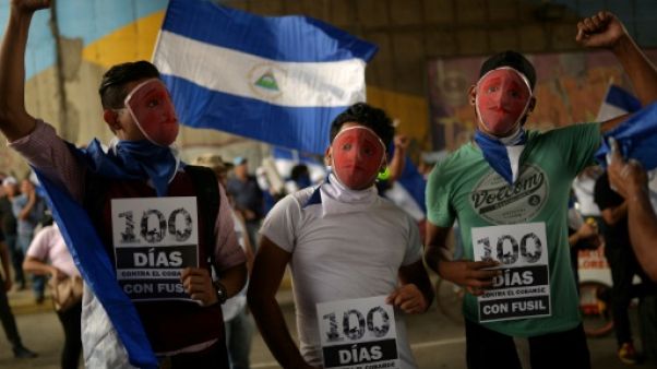Nicaragua: les étudiants commémorent 100 jours de révolte face à Ortega Nicaragua: les étudiants commémorent 100 jours de révolte face à Ortega