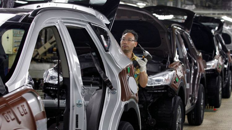 As Hyundai struggles, its labour union shows signs of softening