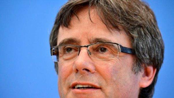 A Waterloo, le Catalan Puigdemont promet de continuer le combat séparatiste A Waterloo, le Catalan Puigdemont promet de continuer le combat séparatiste