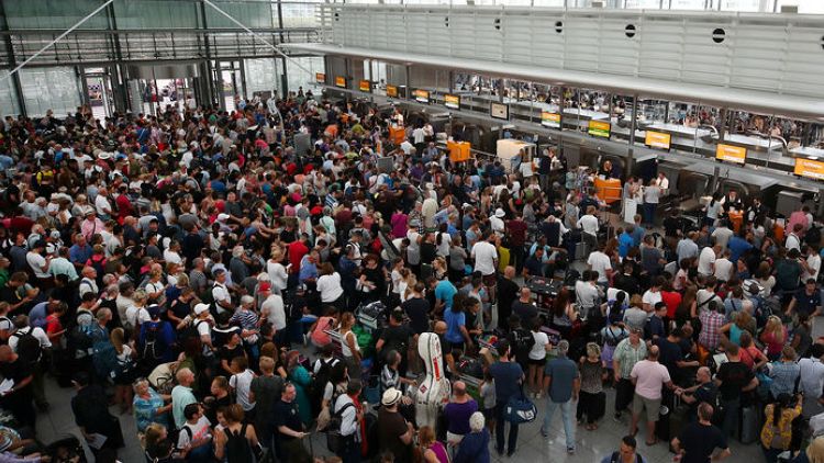 مطار ميونيخ الألماني يلغي ‭200‬ رحلة جراء خرق أمني تسبب في إغلاق مؤقت