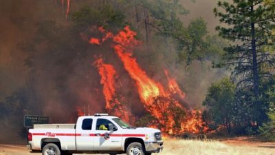 Les incendies s'étendent en Californie, des milliers d'évacués Les incendies s'étendent en Californie, des milliers d'évacués