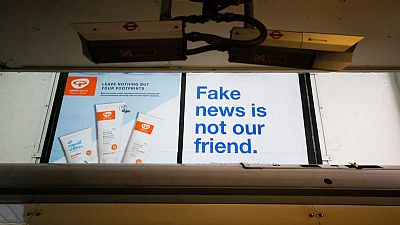 نواب بريطانيون: يجب تحميل شركات التكنولوجيا مسؤولية "الأخبار الكاذبة"
