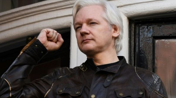 Assange: Quito et Londres discutent, selon le président équatorien Assange: Quito et Londres discutent, selon le président équatorien