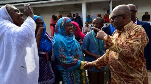 Aux Comores, l'opposition boycotte le référendum destiné à renforcer les pouvoirs du président Aux Comores, l'opposition boycotte le référendum destiné à renforcer les pouvoirs du président