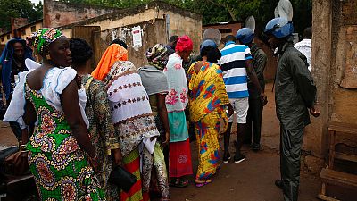 الحكومة: العنف يعطل التصويت في خمس مراكز الاقتراع في انتخابات مالي