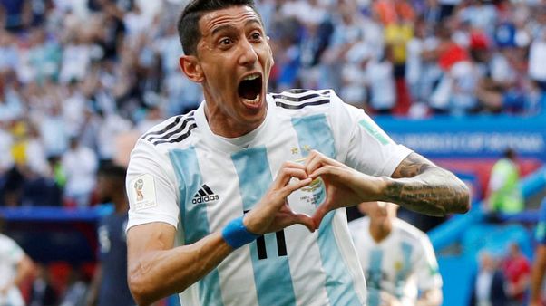 هدف بوستولاكي القاتل يقود سان جيرمان لفوز مثير 3-2 على أتليتيكو هدف بوستولاكي القاتل يقود سان جيرمان لفوز مثير 3-2 على أتليتيكو