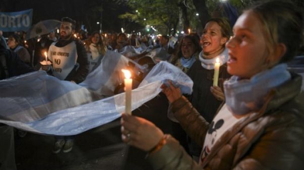 Argentine : manifestation des anti-avortement, une semaine avant le vote du Sénat Argentine : manifestation des anti-avortement, une semaine avant le vote du Sénat