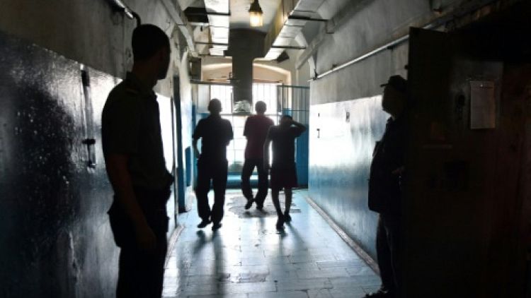 Dans un couloir de la prison Loukianivska à Kiev, le 6 juillet 2018