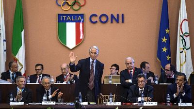 Governo a Coni 'diteci numero mandati' Governo a Coni 'diteci numero mandati'