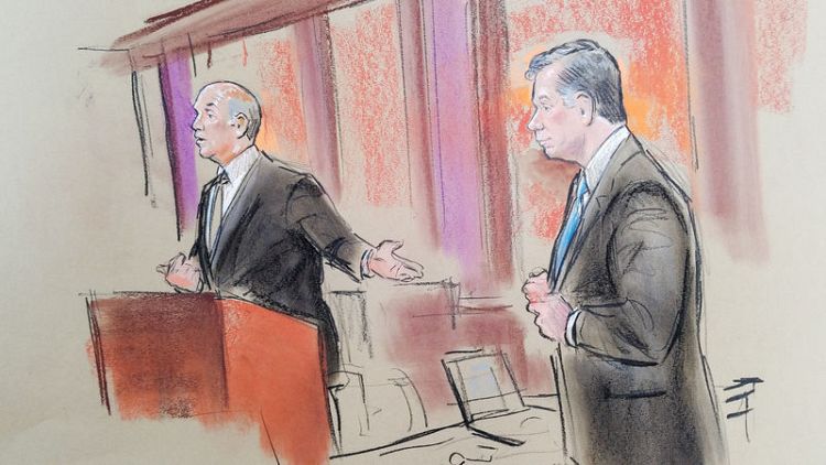 Prosecutors at Manafort trial offer evidence of apparently fake invoices