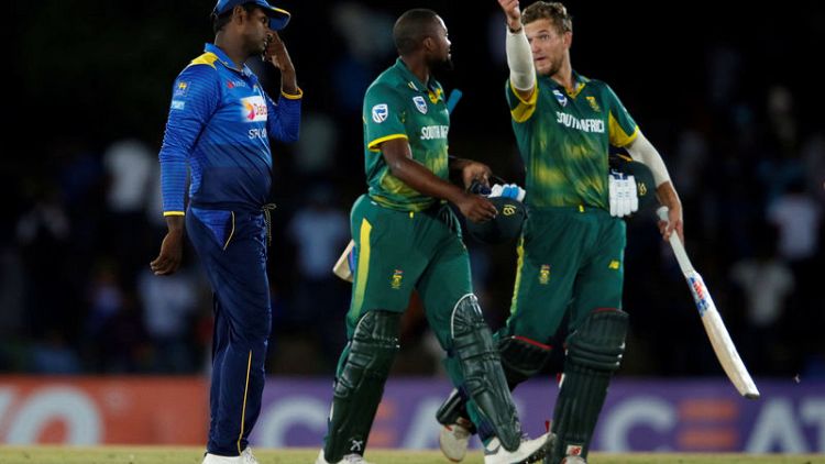 Cricket - South Africa's De Kock hits quickfire 87 to set up ODI win