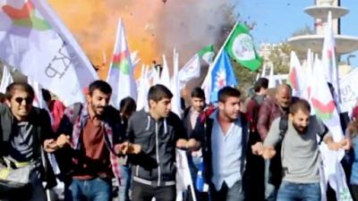 Attentat devant la gare d'Ankara en 2015: prison à vie pour 9 personnes Attentat devant la gare d'Ankara en 2015: prison à vie pour 9 personnes