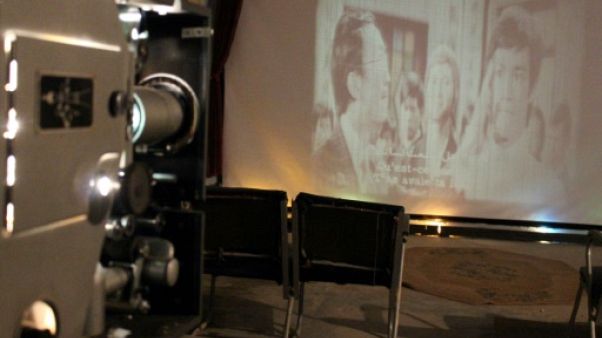 Face au manque de cinémas en Irak, une cave transformée en musée du 7e art Face au manque de cinémas en Irak, une cave transformée en musée du 7e art