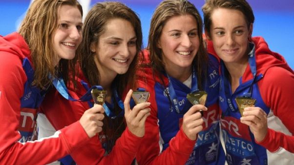Euro de natation: les Françaises en or en 4x100m, 2e médaille pour la France Euro de natation: les Françaises en or en 4x100m, 2e médaille pour la France