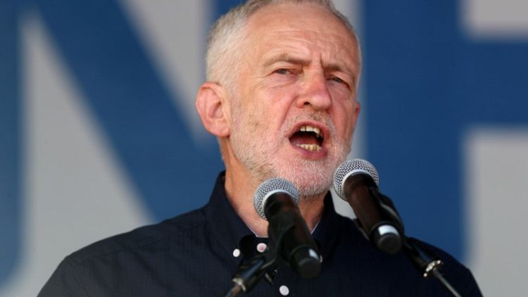 زعيم حزب العمال البريطاني يقول معاداة السامية مشكلة حقيقية بالحزب